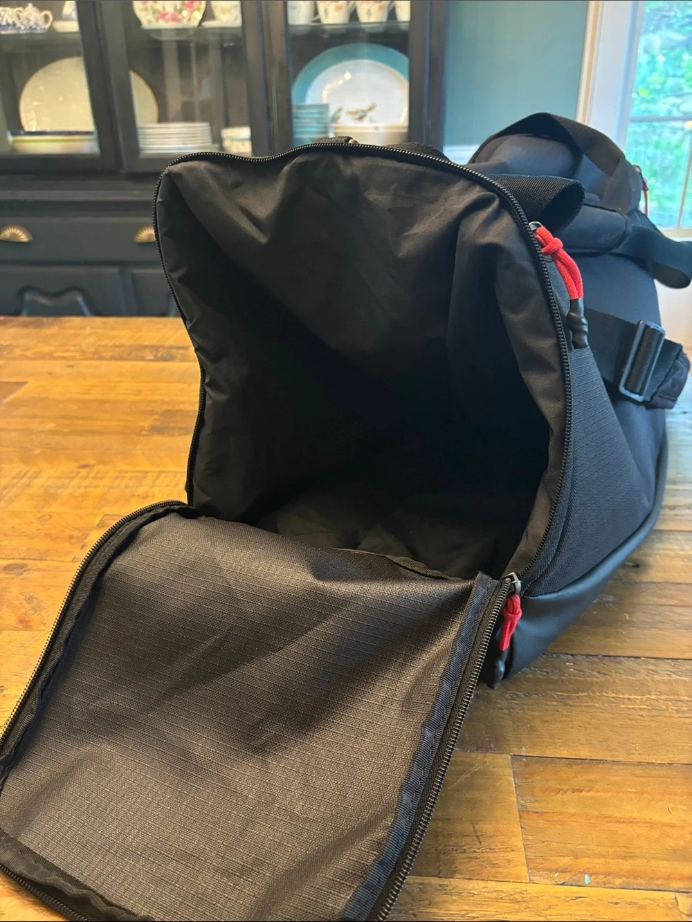 Nike Black Men's Duffel with Subtle Swoosh